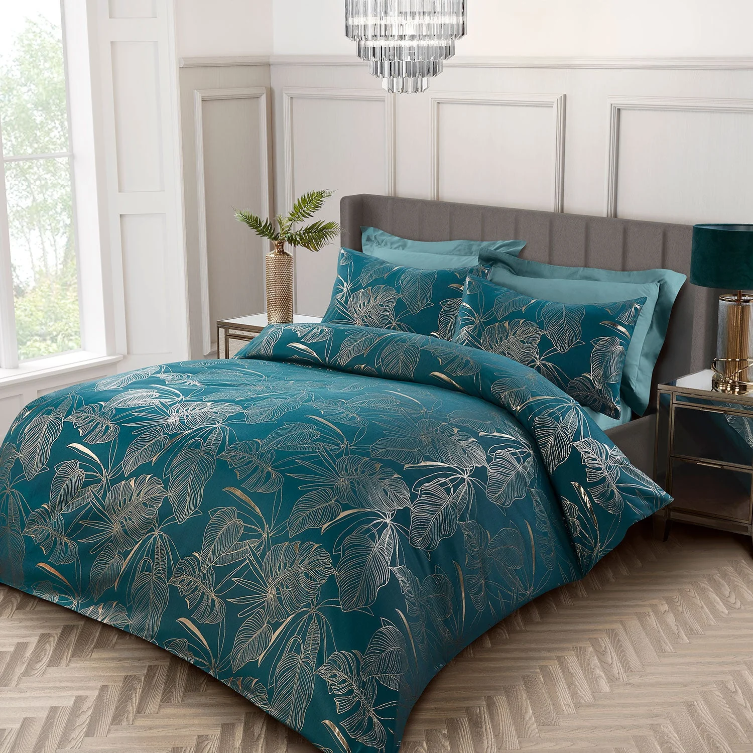 Enhance your Bedroom Comfort with a Luxury Bedding Set