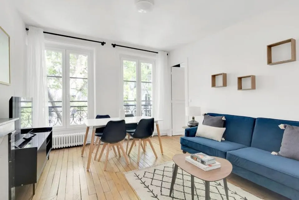 Why Smart Travelers Opt for Holiday Apartment Rentals for Extended Stays