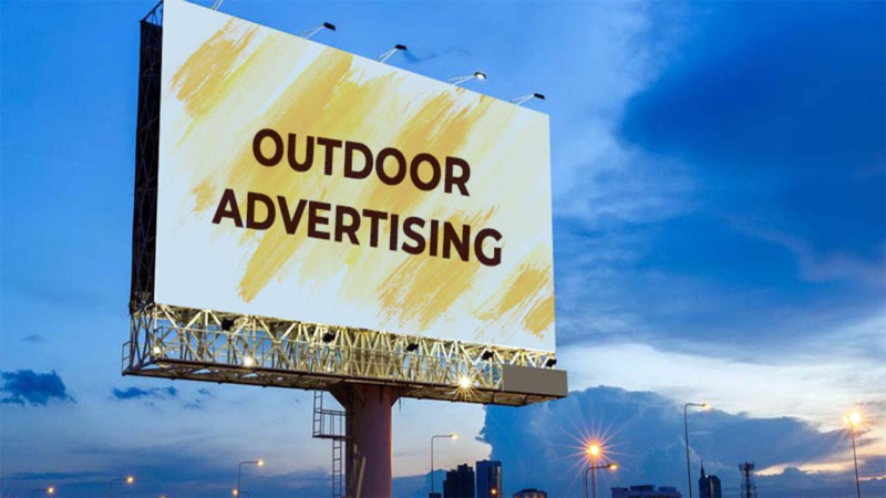 Why Outdoor Lift Advertising Is a Smart Move for Any Brand