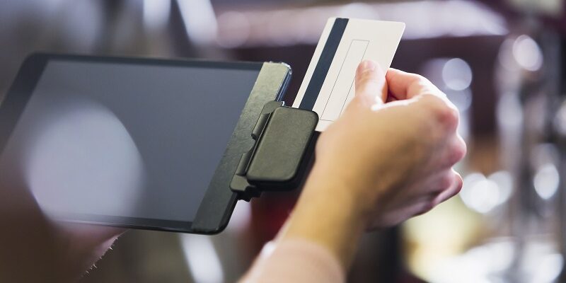What Are Gift Card Presenters and Why Do They Matter for Hotels and Restaurants?
