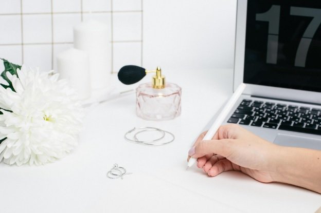 How to Find the Perfect Ladies Perfume While Shopping Online